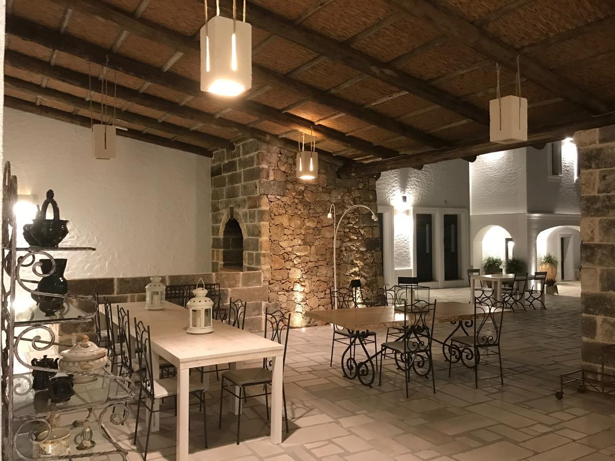 Masseria Le Mandorle อูเจนโต ภายนอก รูปภาพ