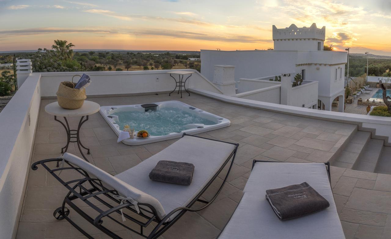 Masseria Le Mandorle อูเจนโต ภายนอก รูปภาพ