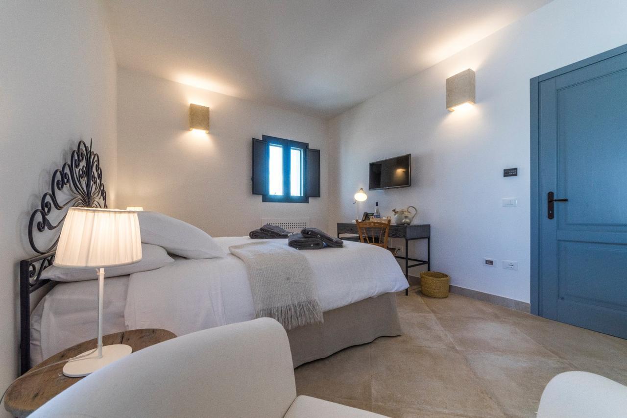 Masseria Le Mandorle อูเจนโต ภายนอก รูปภาพ